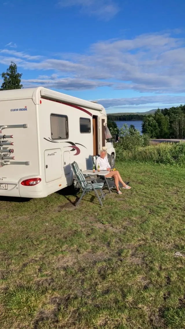Upptäck Storsjö camping & trädgård i Höga Kusten: charm, modernitet och naturens skönhet i perfekt harmoni. Avkoppling väntar!
