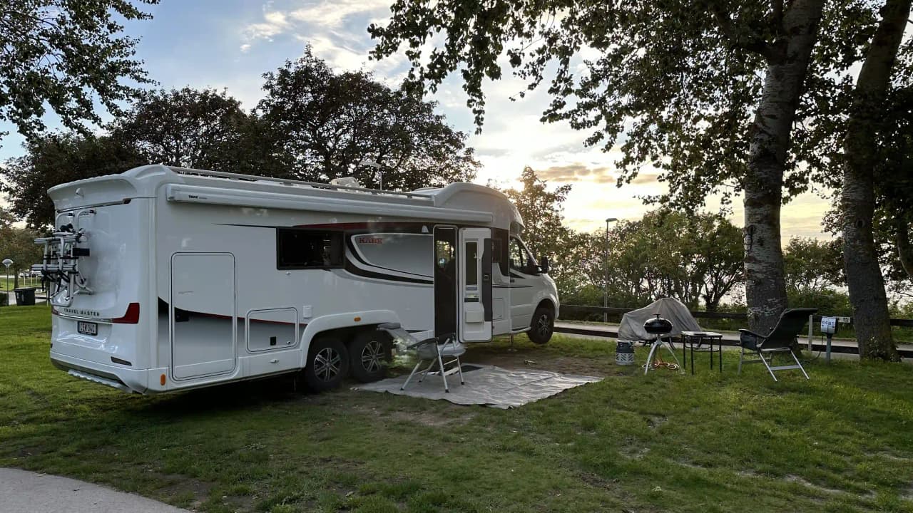 5-stjärnig camping vid havet i Visby, med glamping, sommarland och fantastiska vyer för alla smaker och budgetar.