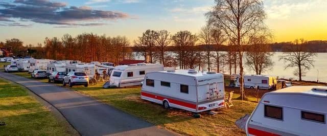 Osby camping: En naturskön oas i Skånes grönska med lugn, äventyr och aktiviteter för hela familjen.