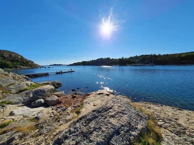 Upptäck Trellebystrand: din sommaroas på Västkusten med havsbad, äventyr och boende för alla!